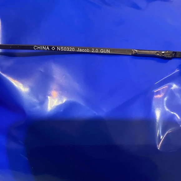 Free w/ bundle purchase Foster Grant Jacob Glasses - Picture 3 of 4